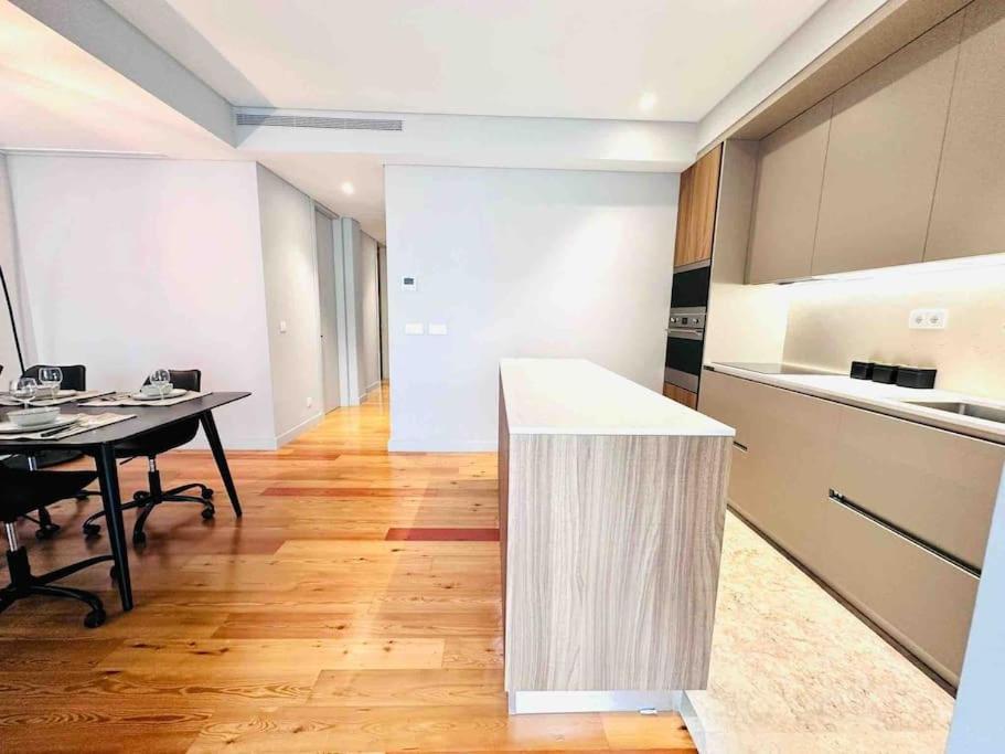 Lisbon Marques De Pombal Top Flat Great Locations City Center B Экстерьер фото